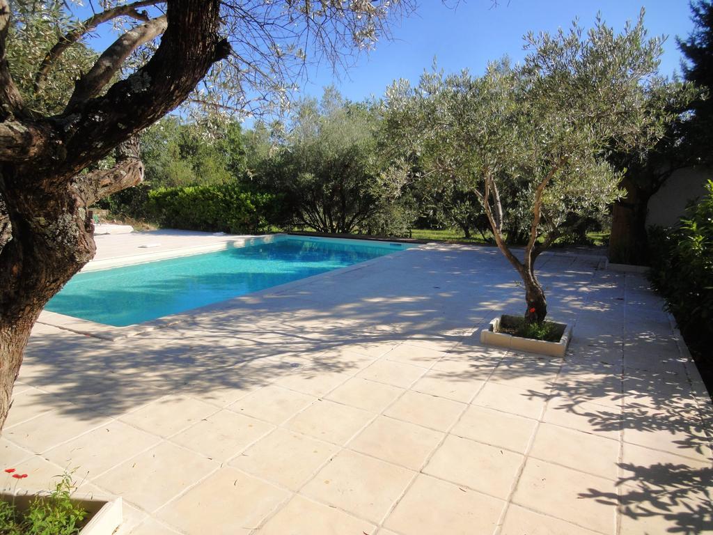 Les Olives Appartement Uzès Buitenkant foto