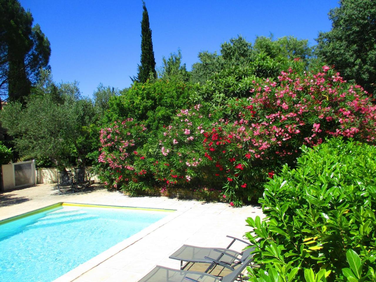 Les Olives Appartement Uzès Buitenkant foto
